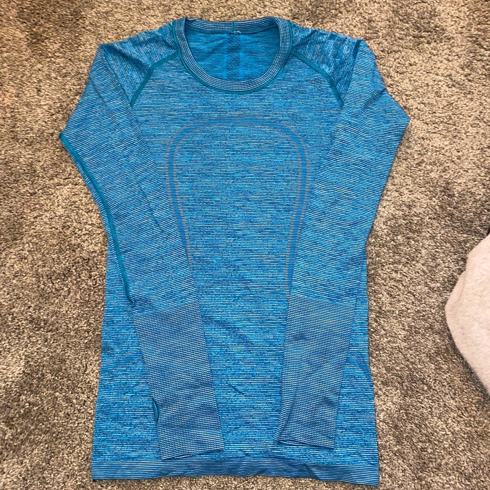 Blue lululemon swiftly tech long sleeve